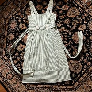 Hunter green strip white. Shell: 97% cotton 3% spandex. lining: 100% polyester